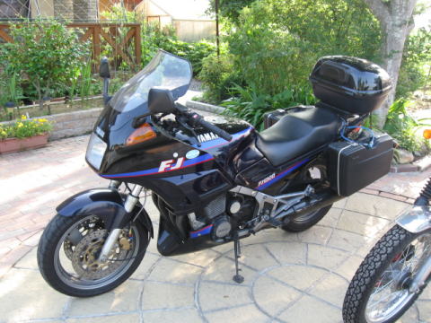 FJ1200